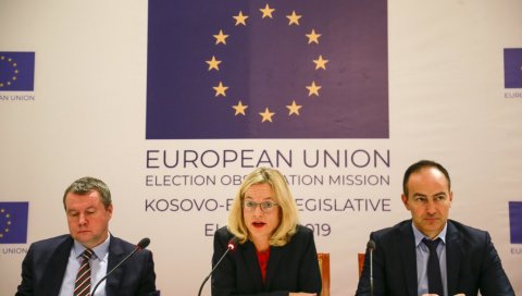 ВИОЛУ ЉУТИ ЧИМ ХВАЛЕ НАШ УСПЕХ: Европски известилац за КиМ критиковала позитивне поруке из Берлина ВИОЛУ ЉУТИ ЧИМ ХВАЛЕ НАШ УСПЕХ: Европски известилац за КиМ критиковала позитивне поруке из Берлина