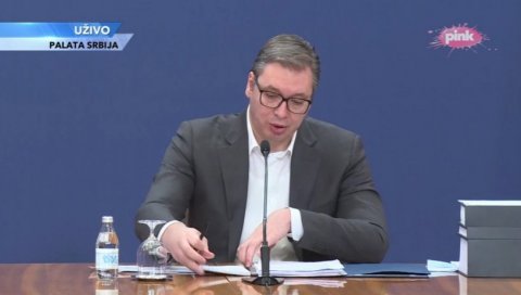 СРБИЈА ЈЕ У ТЕШКОЈ СИТУАЦИЈИ Вучић: Албанци су хтели да направе раздор! Донели смо одређене мере СРБИЈА ЈЕ У ТЕШКОЈ СИТУАЦИЈИ Вучић: Албанци су хтели да направе раздор! Донели смо одређене мере