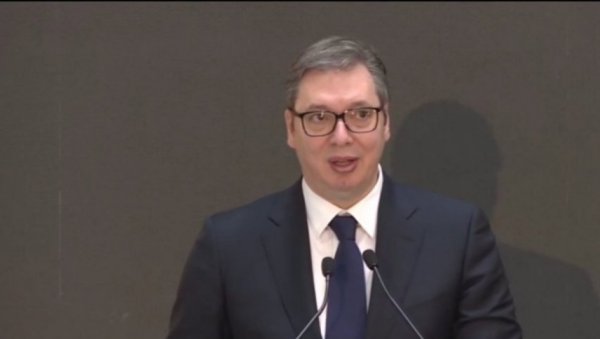ВУЧИЋ ЗАМОЛИО ГРАЂАНЕ: Вакцинишите се - то нам је приоритет ВУЧИЋ ЗАМОЛИО ГРАЂАНЕ: Вакцинишите се - то нам је приоритет