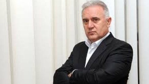 VUČIĆ OTKRIO KAKO SE OSEĆA MINISTAR DMITROVIĆ: Mogao je da razgovara, ali stanje nije sjajno VUČIĆ OTKRIO KAKO SE OSEĆA MINISTAR DMITROVIĆ: Mogao je da razgovara, ali stanje nije sjajno
