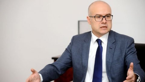 ДРАГАН ЂИЛАС ЈЕ ВИШЕ НЕГО СУМЊИВО ЛИЦЕ: Милош Вучевић о бројним аферама ДРАГАН ЂИЛАС ЈЕ ВИШЕ НЕГО СУМЊИВО ЛИЦЕ: Милош Вучевић о бројним аферама