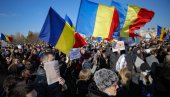 НЕЋЕ ОБАВЕЗНУ ВАКЦИНАЦИЈУ: Протест у Букурешту због најављених нових мера (ФОТО) НЕЋЕ ОБАВЕЗНУ ВАКЦИНАЦИЈУ: Протест у Букурешту због најављених нових мера (ФОТО)