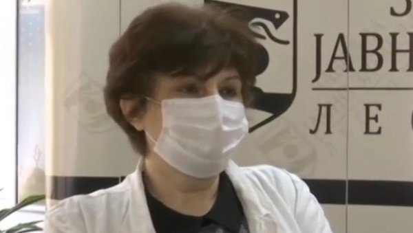ДОКТОРКА КУЛИЋ ОТКРИЛА ДРАМАТИЧНЕ ПОДАТКЕ: У неким данима имамо и по десетак породица где су сви чланови оболели ДОКТОРКА КУЛИЋ ОТКРИЛА ДРАМАТИЧНЕ ПОДАТКЕ: У неким данима имамо и по десетак породица где су сви чланови оболели