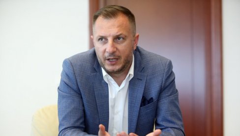 МИНИСТАР САОБРАЋАЈА И ВЕЗА РС ЗА НОВОСТИ: Реализација заједничких пројекта Србије и Српске повезаће два братска народа! МИНИСТАР САОБРАЋАЈА И ВЕЗА РС ЗА НОВОСТИ: Реализација заједничких пројекта Србије и Српске повезаће два братска народа!