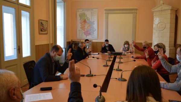 ГРАДСКО ВЕЋЕ СОМБОРА ОДЛУЧИЛО: Подршка пројекту „У бојама деце“ ГРАДСКО ВЕЋЕ СОМБОРА ОДЛУЧИЛО: Подршка пројекту „У бојама деце“
