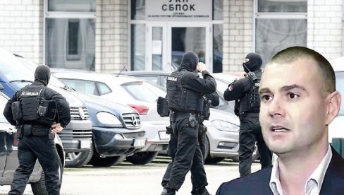 ОТИШАО ИЗ МУП ЧИМ ЈЕ СТИГАО ВУЛИН: Истражују се и друге сумње везане за Горана Папића, па и његова улога у прислушкивању председника ОТИШАО ИЗ МУП ЧИМ ЈЕ СТИГАО ВУЛИН: Истражују се и друге сумње везане за Горана Папића, па и његова улога у прислушкивању председника