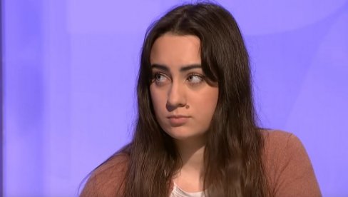 ХИТ У СЛАГАЛИЦИ - НИКАД БЕСНИЈА ТАКМИЧАРКА! Њене реакције засмејале су све (ВИДЕО) ХИТ У СЛАГАЛИЦИ - НИКАД БЕСНИЈА ТАКМИЧАРКА! Њене реакције засмејале су све (ВИДЕО)