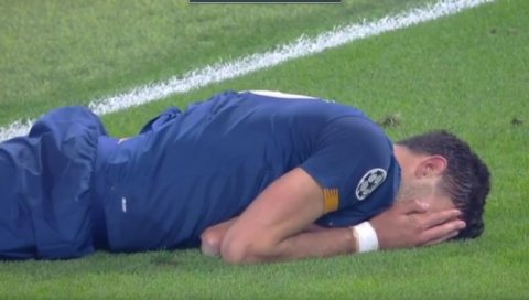МАРКО, МАРКО, БАШ СИ ВРАГ: Грујић симулирао повреду, а његова реакција запалила мреже (ВИДЕО) МАРКО, МАРКО, БАШ СИ ВРАГ: Грујић симулирао повреду, а његова реакција запалила мреже (ВИДЕО)