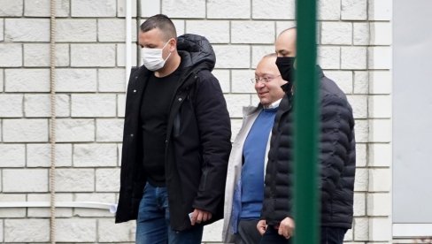 ВУЛЕТИЋ ПРИВЕДЕН ЗБОГ ВЕЉЕ НЕВОЉЕ: У току саслушање у СБПОК-у ВУЛЕТИЋ ПРИВЕДЕН ЗБОГ ВЕЉЕ НЕВОЉЕ: У току саслушање у СБПОК-у