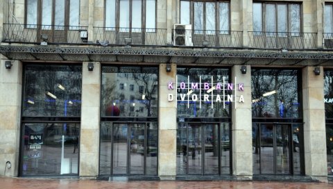 ТРЕЋИ ФЕСТИВАЛ ФРАНЦУСКОГ ФИЛМА: На програму Тријумф, Два Алфреда, Пијаниста, Под звездама Париза ТРЕЋИ ФЕСТИВАЛ ФРАНЦУСКОГ ФИЛМА: На програму Тријумф, Два Алфреда, Пијаниста, Под звездама Париза