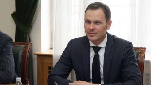 МИНИСТАР МАЛИ ИЗНЕО ПЛАН ЗА ОВУ ГОДИНУ: Наставља се континуирана подршка привреди и грађанима МИНИСТАР МАЛИ ИЗНЕО ПЛАН ЗА ОВУ ГОДИНУ: Наставља се континуирана подршка привреди и грађанима