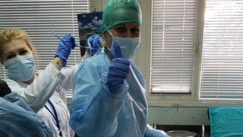 ПАКЛЕНА НЕДЕЉА У КОВИД ПАТРОНАЖИ ДОМА ЗДРАВЉА БАР: Хероине се не предају у борби са епидемијом која се распламсава ПАКЛЕНА НЕДЕЉА У КОВИД ПАТРОНАЖИ ДОМА ЗДРАВЉА БАР: Хероине се не предају у борби са епидемијом која се распламсава
