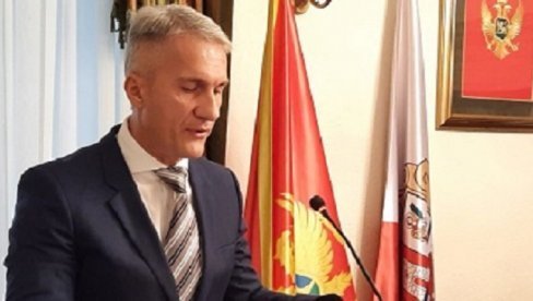 O VUKŠIĆU U KRATKOM ROKU: Upravni sud još nije dobio tužbu SDP zbog imenovanja direktora ANB O VUKŠIĆU U KRATKOM ROKU: Upravni sud još nije dobio tužbu SDP zbog imenovanja direktora ANB