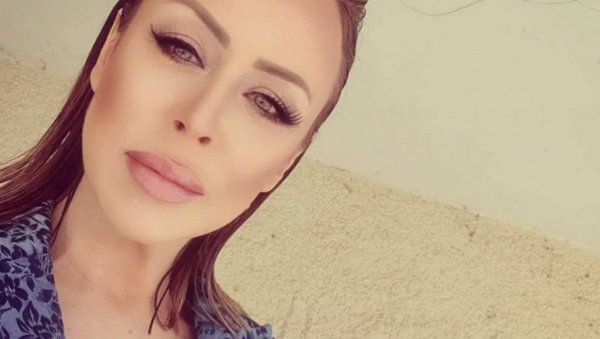 СЛАЂА АЛЕГРО УПОЗОРИЛА КОЛЕГЕ: Влада озбиљан вирус који напада гласне жице СЛАЂА АЛЕГРО УПОЗОРИЛА КОЛЕГЕ: Влада озбиљан вирус који напада гласне жице