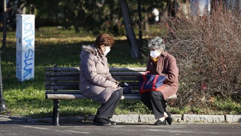 ПРЕВАРА ПРЕКО МАСАЖЕРА: Најстарији Београђани на мети особа које се представљају као радници пензионог фонда ПРЕВАРА ПРЕКО МАСАЖЕРА: Најстарији Београђани на мети особа које се представљају као радници пензионог фонда