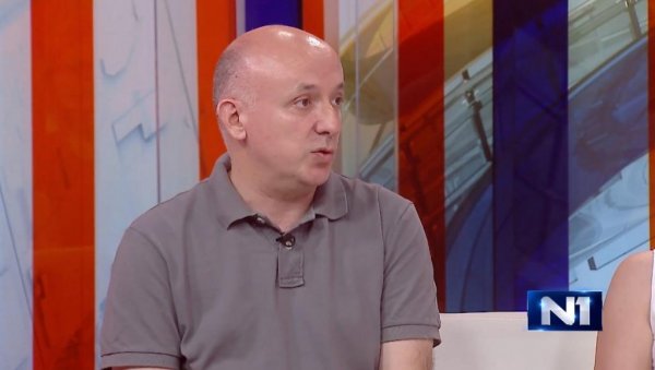 РАДИО СЛОБОДНА ЕВРОПА ЦЕНЗУРСАО ПРЕДСЕДНИКА УНС-А: Владимир Радомировић одговорио уредницима РАДИО СЛОБОДНА ЕВРОПА ЦЕНЗУРСАО ПРЕДСЕДНИКА УНС-А: Владимир Радомировић одговорио уредницима