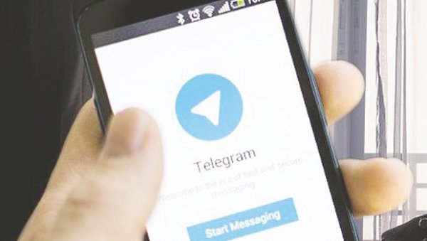 НАУЧЕНИ ДА НЕ ПОШТУЈУ ЖЕНЕ: Заклоњени иза својих профила празне личне фрустрације НАУЧЕНИ ДА НЕ ПОШТУЈУ ЖЕНЕ: Заклоњени иза својих профила празне личне фрустрације