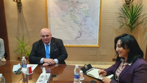 ПАЛМА У ЕГИПАТСКОМ ПАРЛАМЕНТУ: Полсаници оба парламента бољом сарадњом могу значајно допринети јачању односа две државе ПАЛМА У ЕГИПАТСКОМ ПАРЛАМЕНТУ: Полсаници оба парламента бољом сарадњом могу значајно допринети јачању односа две државе