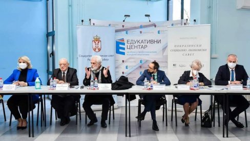 У ФОКУСУ ЖЕНСКО ПРЕДУЗЕТНИШТВО: Заједничка седница републичког и покрајинског Социјално-економског савета (ФОТО) У ФОКУСУ ЖЕНСКО ПРЕДУЗЕТНИШТВО: Заједничка седница републичког и покрајинског Социјално-економског савета (ФОТО)