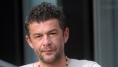 АУТОР КЊИГЕ О НЕБОЈШИ ГЛОГОВЦУ: Коме се није допао Глоги? И данас има више фанова него све фолк диве заједно! АУТОР КЊИГЕ О НЕБОЈШИ ГЛОГОВЦУ: Коме се није допао Глоги? И данас има више фанова него све фолк диве заједно!