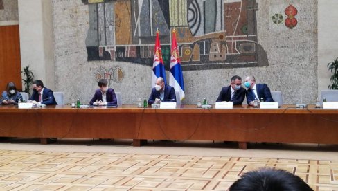 VLADA SRBIJE PRESEKLA: Ovo su nove mere VLADA SRBIJE PRESEKLA: Ovo su nove mere
