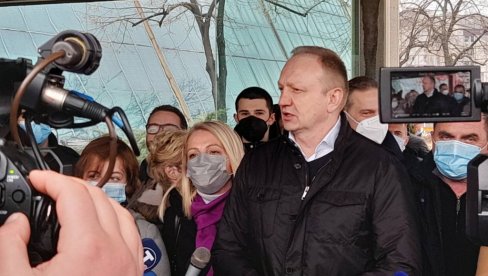 ĐILAS POTVRDIO DA JE VLASNIK RAČUNA U ŠVAJCARSKOJ ĐILAS POTVRDIO DA JE VLASNIK RAČUNA U ŠVAJCARSKOJ