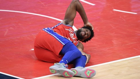 ПОВРЕДЕ СЕ НИЖУ: Бивши лажни МВП НБА лиге поново ван терена