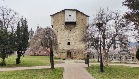 СИМБОЛ НОВОГ ПАЗАРА УСКОРО ДОБИЈА НОВИ СЈАЈ: Реконструкцију финансира Министарство трговине, туризма и телекомуникације СИМБОЛ НОВОГ ПАЗАРА УСКОРО ДОБИЈА НОВИ СЈАЈ: Реконструкцију финансира Министарство трговине, туризма и телекомуникације