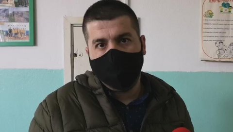 ДПС ПУЦА ПО ШАВОВИМА, ДЕМАНТУЈУ САМИ СЕБЕ: И шеф бирачког одбора рекао - нико није претучен! ДПС ПУЦА ПО ШАВОВИМА, ДЕМАНТУЈУ САМИ СЕБЕ: И шеф бирачког одбора рекао - нико није претучен!