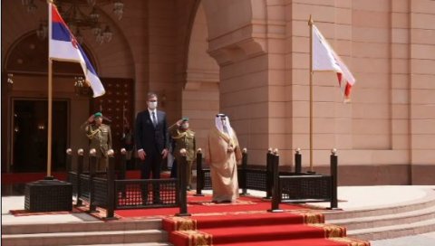 ВЕЛИКО ПОШТОВАЊЕ ИСКАЗАНО СРБИЈИ: Медији у Бахреину објавили снимак Вучићеве посете (ВИДЕО) ВЕЛИКО ПОШТОВАЊЕ ИСКАЗАНО СРБИЈИ: Медији у Бахреину објавили снимак Вучићеве посете (ВИДЕО)
