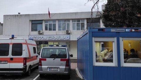 ВАКЦИНАЦИЈА У ПОНЕДЕЉАК: У барском Дому здравља цепиво ће добити приоритетне групе ВАКЦИНАЦИЈА У ПОНЕДЕЉАК: У барском Дому здравља цепиво ће добити приоритетне групе