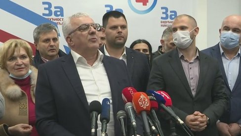 DF PROGLASIO POBEDU! Mandić: Milo je posle 20 godina vlasti u Nikšiću poražen DF PROGLASIO POBEDU! Mandić: Milo je posle 20 godina vlasti u Nikšiću poražen
