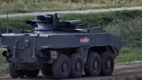 ТЕНК НА ТОЧКОВИМА: “Бумеранг” наоружан топом 125мм, опасан и за тенкове и за дронове (ВИДЕО) ТЕНК НА ТОЧКОВИМА: “Бумеранг” наоружан топом 125мм, опасан и за тенкове и за дронове (ВИДЕО)