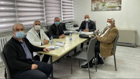 БРАНИСЛАВ ТИОДОРОВИЋ ИМАО САМО РЕЧИ ХВАЛЕ: Прешево у врху по броју вакцинисаних у Србији! БРАНИСЛАВ ТИОДОРОВИЋ ИМАО САМО РЕЧИ ХВАЛЕ: Прешево у врху по броју вакцинисаних у Србији!