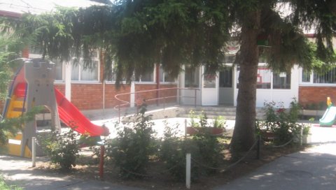 ЗАТВОРЕН ВРТИЋ У ВРАЊУ: Повећан број заражених међу запосленима, сви послати у изолацију ЗАТВОРЕН ВРТИЋ У ВРАЊУ: Повећан број заражених међу запосленима, сви послати у изолацију