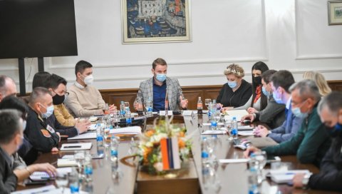 ГРАДОНАЧЕЛНИК БАЊАЛУКЕ: Велики притисак да се све затвори, у среду седница штаба ГРАДОНАЧЕЛНИК БАЊАЛУКЕ: Велики притисак да се све затвори, у среду седница штаба