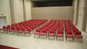 РЕНОВИРАН ДОМ КУЛТУРЕ У ЧЕСТЕРЕГУ: Добио свој коначан изглед, на који су поносни мештани РЕНОВИРАН ДОМ КУЛТУРЕ У ЧЕСТЕРЕГУ: Добио свој коначан изглед, на који су поносни мештани