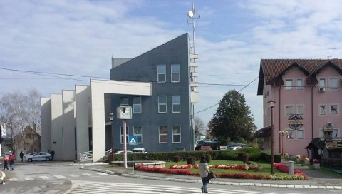 ВОЗЕ БЕЗ ДОЗВОЛЕ, ПОД ГАСОМ, СА ЛАЖНИМ ТАБЛИЦАМА: Полицијска акција у Броду, одузето и седмо возило од вишеструких преступника ВОЗЕ БЕЗ ДОЗВОЛЕ, ПОД ГАСОМ, СА ЛАЖНИМ ТАБЛИЦАМА: Полицијска акција у Броду, одузето и седмо возило од вишеструких преступника
