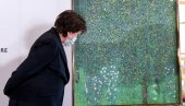 РЕМЕК ДЕЛО ВРАЋАЈУ НАСЛЕДНИЦИМА: Климтова слика после 80 година опет у рукама власника РЕМЕК ДЕЛО ВРАЋАЈУ НАСЛЕДНИЦИМА: Климтова слика после 80 година опет у рукама власника