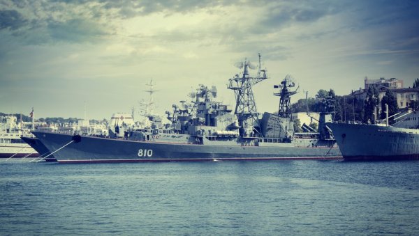 КРИМ ЈЕ СИГУРАН: Русија оставила два велика десантна брода Северне флоте у Црном мору КРИМ ЈЕ СИГУРАН: Русија оставила два велика десантна брода Северне флоте у Црном мору