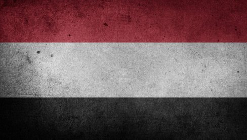 SPREČENA EKOLOŠKA KATASTROFA: Uklonjen milion barela nafte iz tankera u Jemenu SPREČENA EKOLOŠKA KATASTROFA: Uklonjen milion barela nafte iz tankera u Jemenu