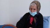 BAKA (91) JELKA POBEDILA KORONU: Vranjanka dobila bitku protiv virusa (FOTO) BAKA (91) JELKA POBEDILA KORONU: Vranjanka dobila bitku protiv virusa (FOTO)