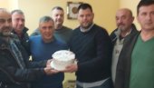 ТОРТА ЗА ГРАДОНАЧЕЛНИКА: Марко, да часно водиш твој и наш Никшић ТОРТА ЗА ГРАДОНАЧЕЛНИКА: Марко, да часно водиш твој и наш Никшић