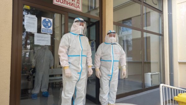 ПРЕДСЕДНИК СКУПШТИНЕ ГРАДА БИЈЕЉИНА ПОСЕТИО ОБОЛЕЛЕ ОД КОРОНЕ: Лекари и остало здравствено особље хероји нашег времена ПРЕДСЕДНИК СКУПШТИНЕ ГРАДА БИЈЕЉИНА ПОСЕТИО ОБОЛЕЛЕ ОД КОРОНЕ: Лекари и остало здравствено особље хероји нашег времена