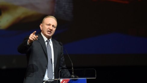 МАУРИЦИЈУС ЗАПАМТИO ЈЕДИНО ПО - ЛЕТОВАЊУ: Ђилас оптуживао Вучића да лаже и збијао шале о егзотичном острву МАУРИЦИЈУС ЗАПАМТИO ЈЕДИНО ПО - ЛЕТОВАЊУ: Ђилас оптуживао Вучића да лаже и збијао шале о егзотичном острву