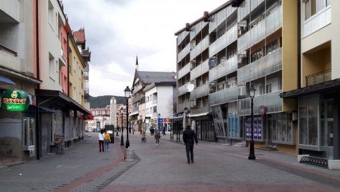 PREVREMENI LOKALNI IZBORI NAJBOLJE REŠENJE: SNP poručuje da vlast u Pljevljima odavno nema podršku građana PREVREMENI LOKALNI IZBORI NAJBOLJE REŠENJE: SNP poručuje da vlast u Pljevljima odavno nema podršku građana