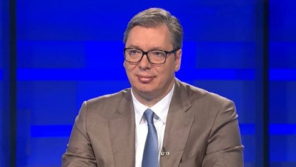 ИМАЋЕМО ДВЕ ФАБРИКЕ ВАКЦИНА: Вучић објавио сјајне вести - Годишње ћемо производити између 30 и 40 милиона доза ИМАЋЕМО ДВЕ ФАБРИКЕ ВАКЦИНА: Вучић објавио сјајне вести - Годишње ћемо производити између 30 и 40 милиона доза
