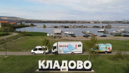 ЈОШ 500 КЊИГА: Повећан Књижни фонд кладовске библиотеке ЈОШ 500 КЊИГА: Повећан Књижни фонд кладовске библиотеке
