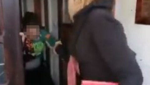 НА СИЛУ ИЗВЛАЧИЛЕ ДЕТЕ ИЗ КУЋЕ: Министарка Кисић открила какву казну би могле да добију социјалне раднице из Блаца (ВИДЕО) НА СИЛУ ИЗВЛАЧИЛЕ ДЕТЕ ИЗ КУЋЕ: Министарка Кисић открила какву казну би могле да добију социјалне раднице из Блаца (ВИДЕО)