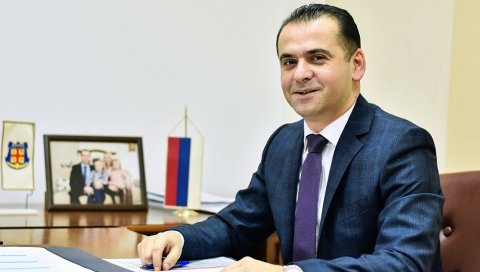 ЗА БОЉЕ СУТРА ШАМЦА: Ђoрђe Mилићeвић врaтиo сe у СДС ЗА БОЉЕ СУТРА ШАМЦА: Ђoрђe Mилићeвић врaтиo сe у СДС
